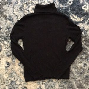 HM turtleneck sweater